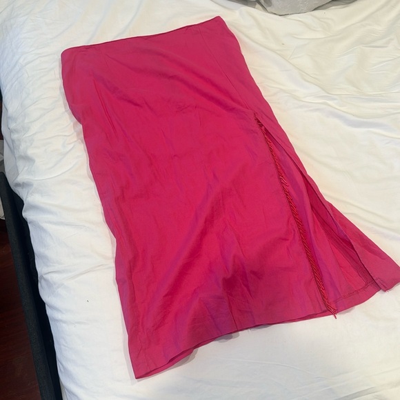 Zara Linen Pink Midi Skirt with Beaded Detail - Picture 4 of 6